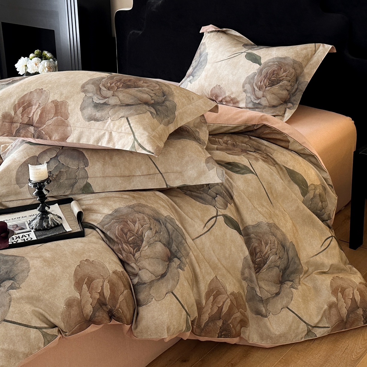 91家纺网 家纺一手货源 找家纺 羚羊语家纺 2025新款A类全棉生态磨毛100棉数码印花四件套活性磨毛轻奢美拉德系简约花卉床单床笠三件套 帛书影