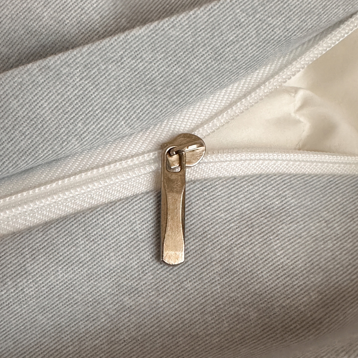 91家纺网 家纺一手货源 找家纺 羚羊语家纺 2025新款A类全棉生态磨毛100棉数码印花四件套活性磨毛轻奢美拉德系简约花卉床单床笠三件套 印象派