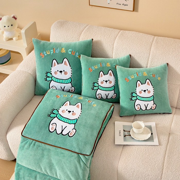 91家纺网 家纺一手货源 找家纺 阳光依佰抱枕被 2025秋冬新款牛奶绒多功能抱枕被系列-调皮狗 调皮狗---薄荷绿