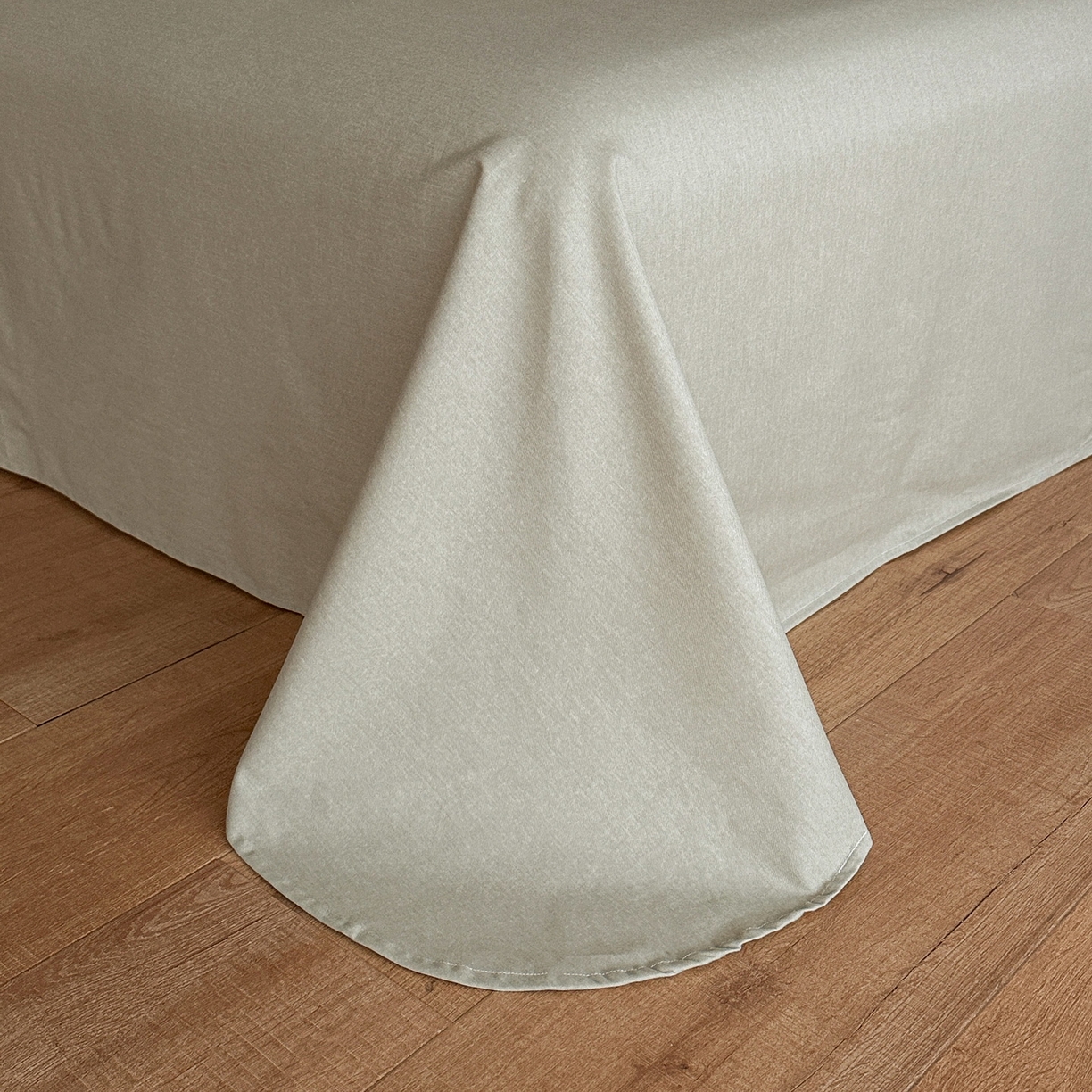 91家纺网 家纺一手货源 找家纺 羚羊语家纺 2025新款A类全棉生态磨毛100棉数码印花四件套活性磨毛轻奢美拉德系简约花卉床单床笠三件套 风语喃