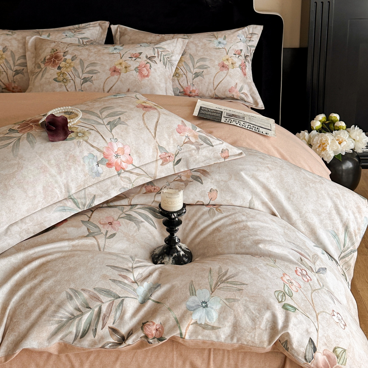 91家纺网 家纺一手货源 找家纺 羚羊语家纺 2025新款A类全棉生态磨毛100棉数码印花四件套活性磨毛轻奢美拉德系简约花卉床单床笠三件套 青瓷韵