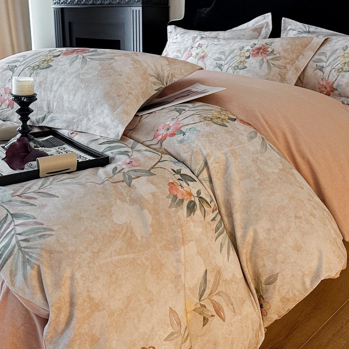 91家纺网 家纺一手货源 找家纺 羚羊语家纺 2025新款A类全棉生态磨毛100棉数码印花四件套活性磨毛轻奢美拉德系简约花卉床单床笠三件套 青瓷韵