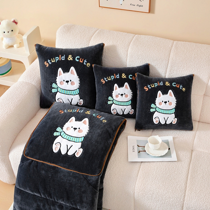 91家纺网 家纺一手货源 找家纺 阳光依佰抱枕被 2025秋冬新款牛奶绒多功能抱枕被系列-调皮狗 调皮狗---神秘黑