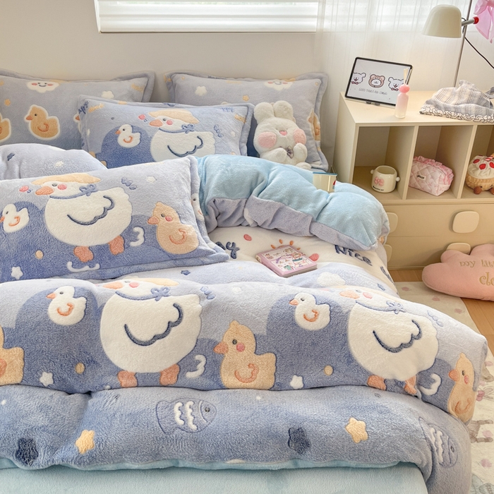 91家纺网 家纺一手货源 找家纺 川悦生活 2025新款立体雪花绒印花大床四件套系列一场景一 哒哒鸭丫