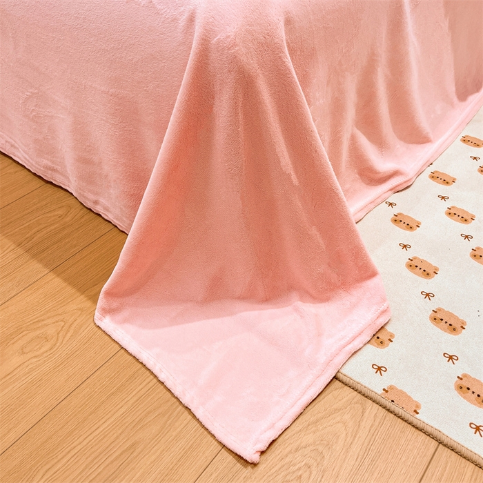 91家纺网 家纺一手货源 找家纺 川悦生活 2025新款立体雪花绒印花大床四件套系列一场景一 花田米兔