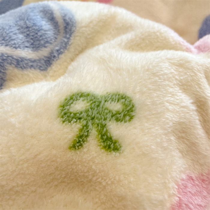 91家纺网 家纺一手货源 找家纺 川悦生活 2025新款立体雪花绒印花大床四件套系列一场景一 花园蝴蝶