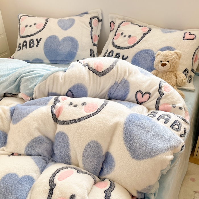 91家纺网 家纺一手货源 找家纺 川悦生活 2025新款立体雪花绒印花大床四件套系列一场景一 可爱熊