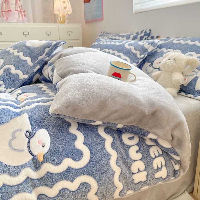 91家纺网 家纺一手货源 找家纺 川悦生活 2025新款立体雪花绒印花大床四件套系列一场景一 快乐鸭鸭