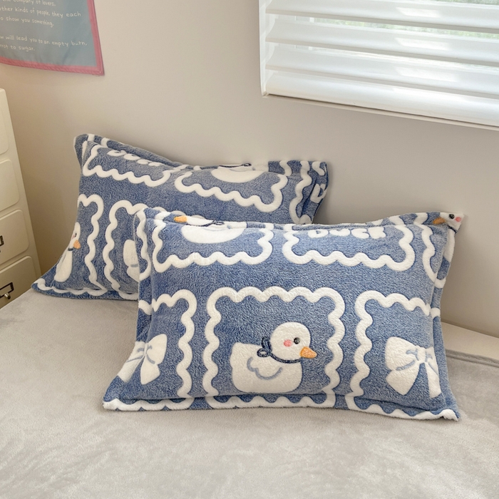 91家纺网 家纺一手货源 找家纺 川悦生活 2025新款立体雪花绒印花大床四件套系列一场景一 快乐鸭鸭