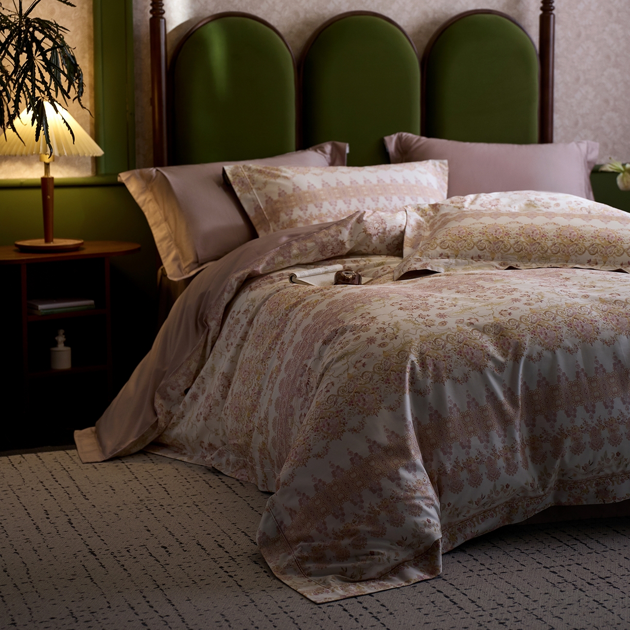 91家纺网 家纺一手货源 找家纺 2025新款 【不断货】70SA类轻奢长绒棉印花四件套正品YKK拉链+精品做工+独版（控价，不低于458） 花漾梦境