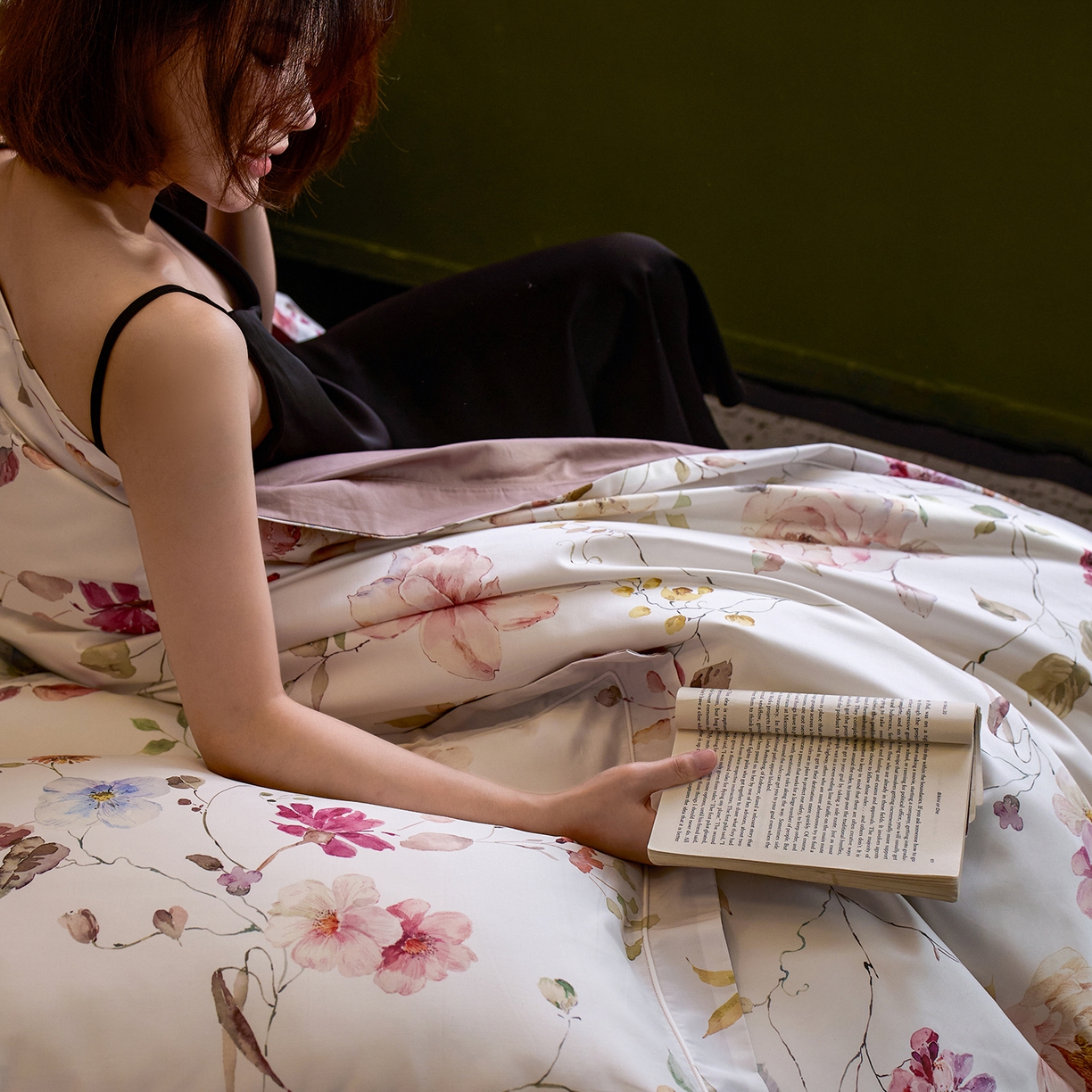 91家纺网 家纺一手货源 找家纺 2025新款 【不断货】70SA类轻奢长绒棉印花四件套正品YKK拉链+精品做工+独版（控价，不低于458） 满芳庭