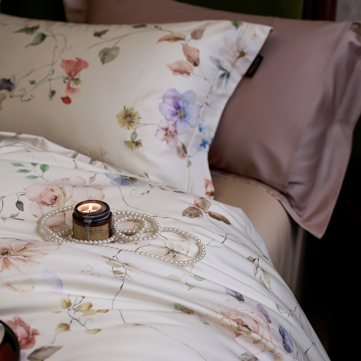 91家纺网 家纺一手货源 找家纺 2025新款 【不断货】70SA类轻奢长绒棉印花四件套正品YKK拉链+精品做工+独版（控价，不低于458） 山木花葶