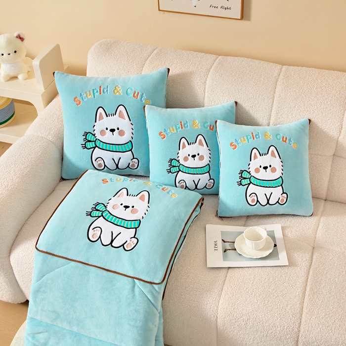 91家纺网 家纺一手货源 找家纺 （总）阳光依佰抱枕被 2025秋冬新款牛奶绒多功能抱枕被系列-调皮狗