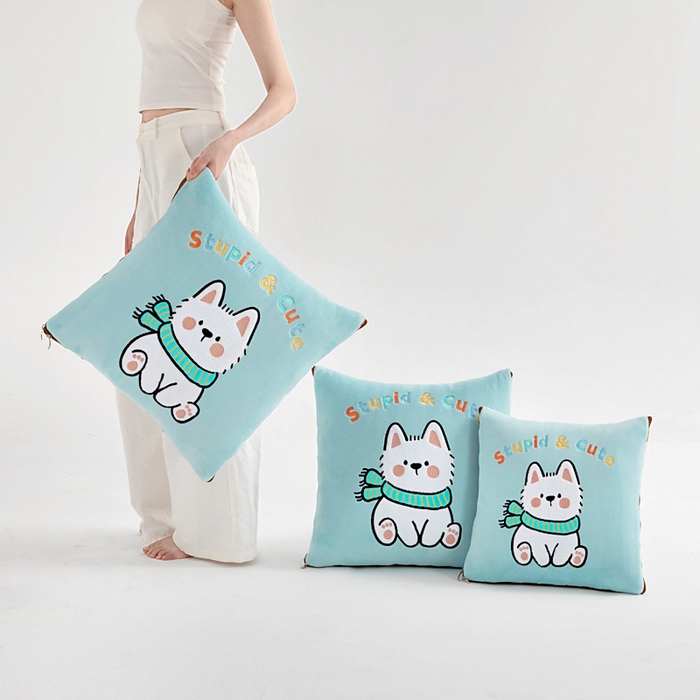 91家纺网 家纺一手货源 找家纺 （总）阳光依佰抱枕被 2025秋冬新款牛奶绒多功能抱枕被系列-调皮狗