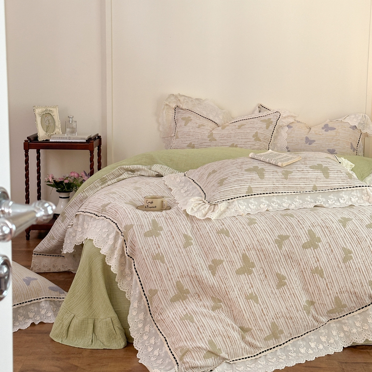 淑女公社家纺 2025秋冬新款法式空气提花皱皱纱四件套-蝶舞 蝶舞 抹茶绿