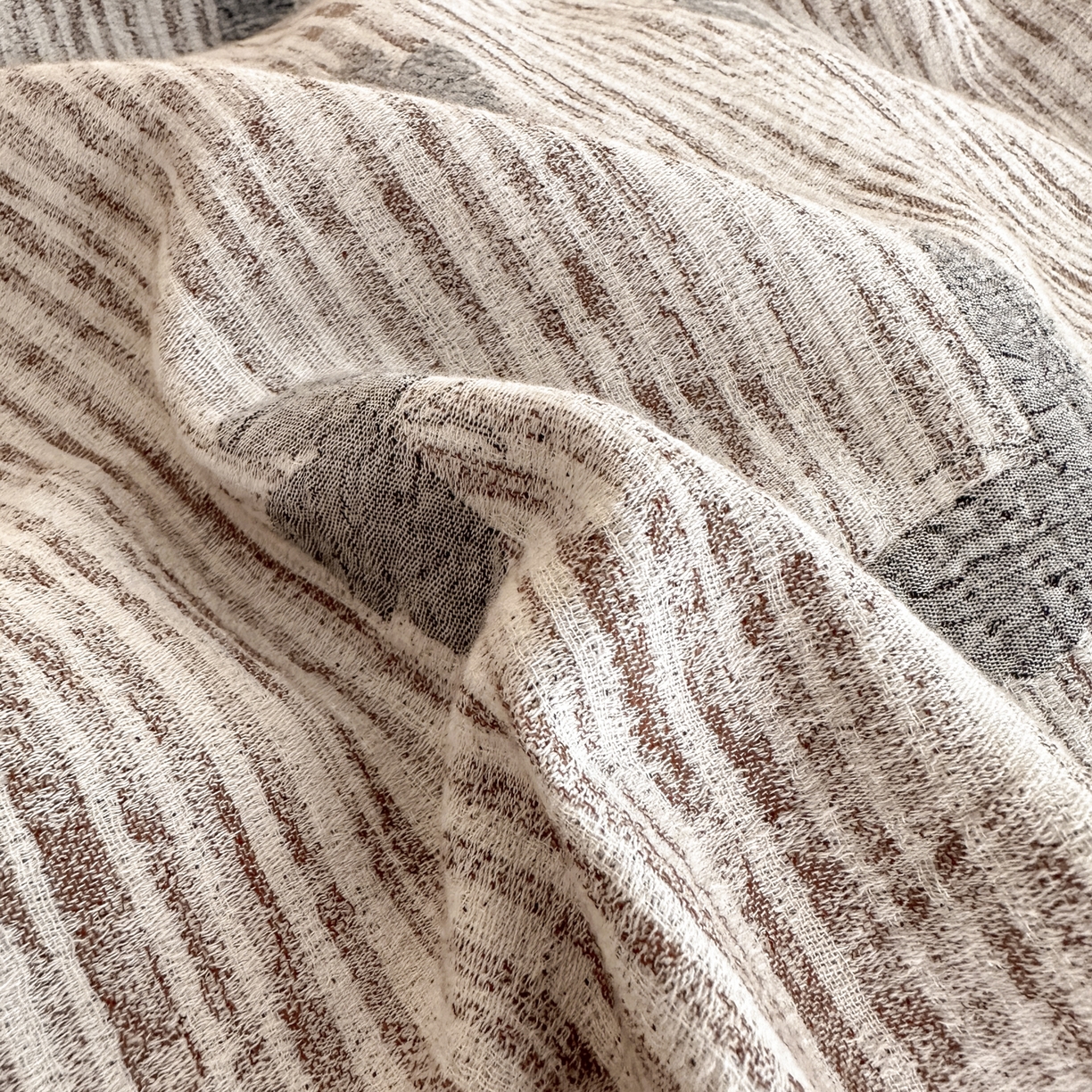 91家纺网 家纺一手货源 找家纺 淑女公社家纺 2025秋冬新款法式空气提花皱皱纱四件套-蝶舞 蝶舞 摩卡棕