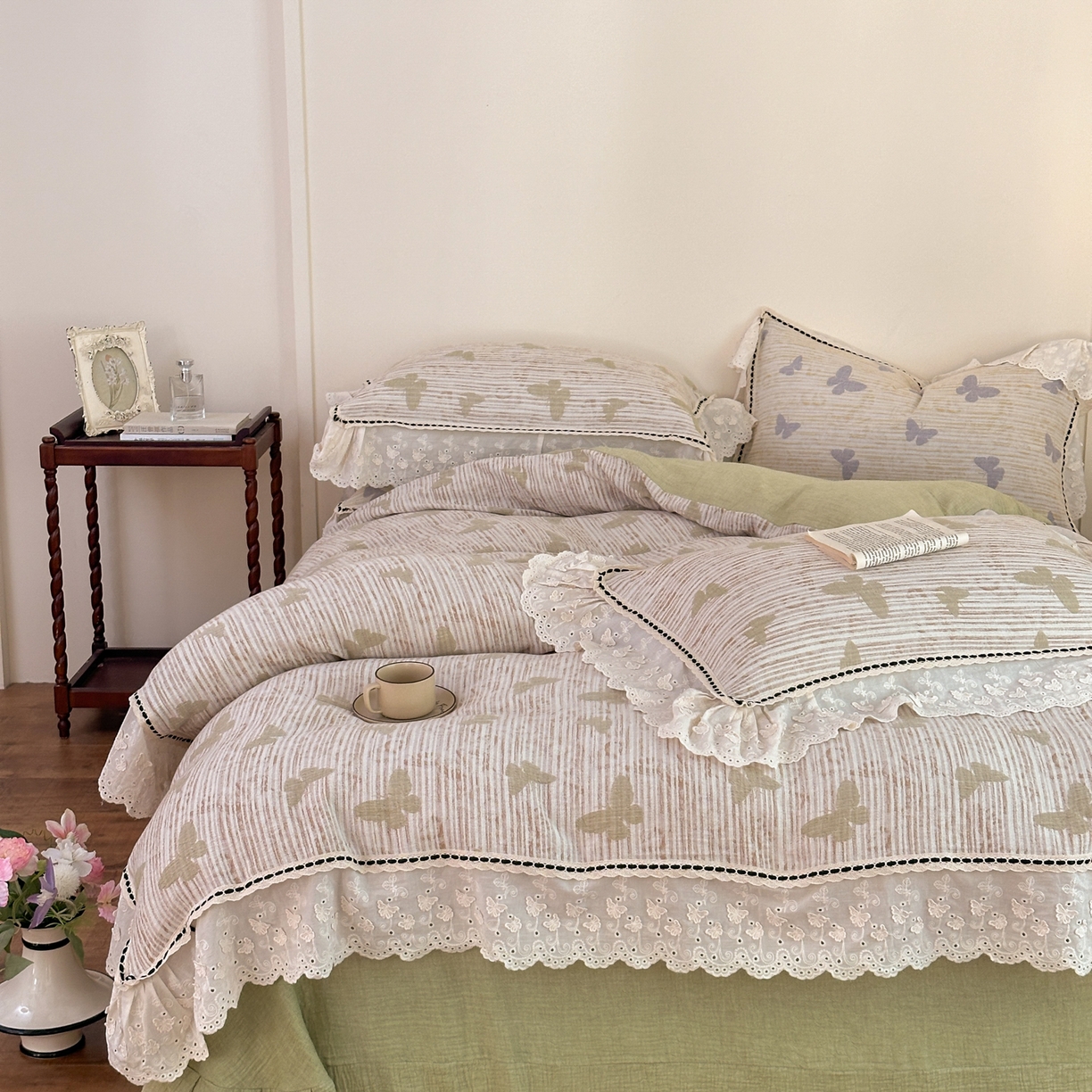 91家纺网 家纺一手货源 找家纺 淑女公社家纺 2025秋冬新款法式空气提花皱皱纱四件套-蝶舞 蝶舞 抹茶绿