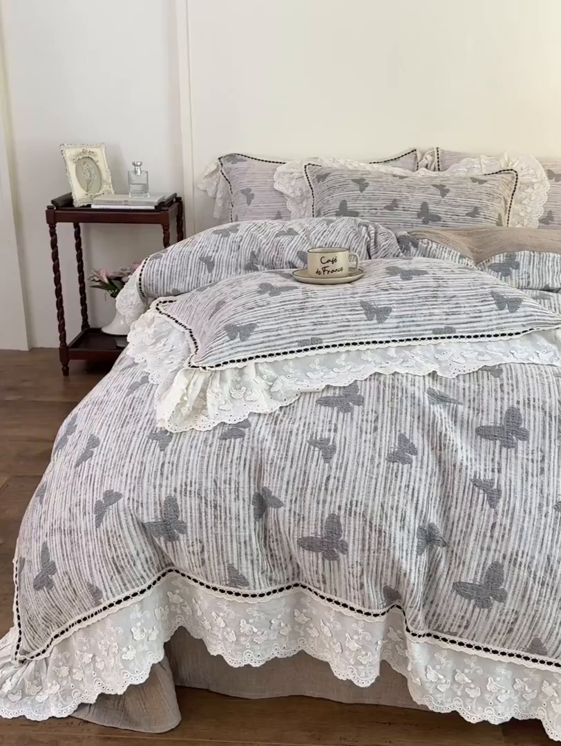 91家纺网 家纺一手货源 找家纺 淑女公社家纺 2025秋冬新款法式空气提花皱皱纱四件套-蝶舞 蝶舞 摩卡棕