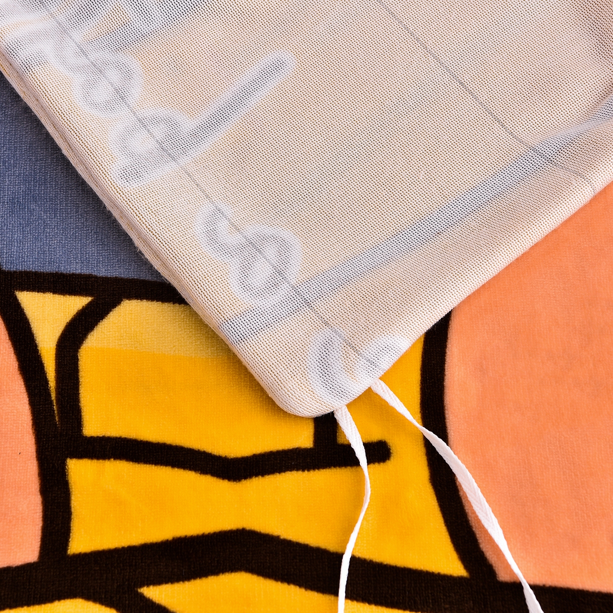 91家纺网 家纺一手货源 找家纺 （总）博兰蒂 2025新款床裙款高克重牛奶绒印花四件套