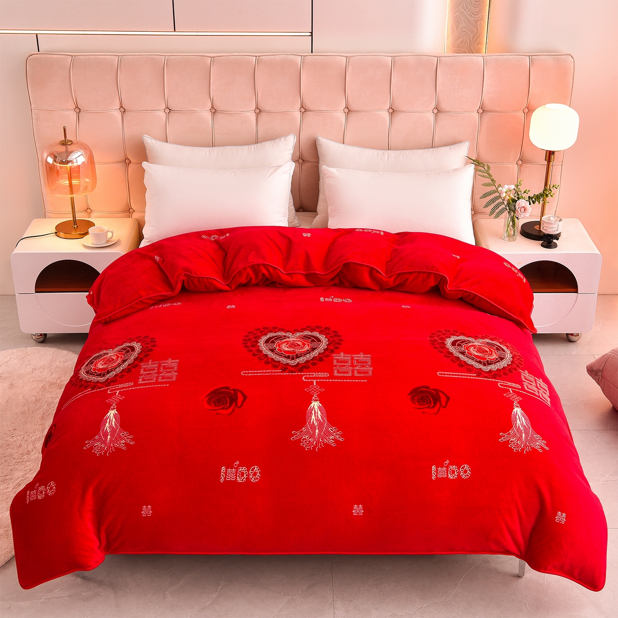 91家纺网 家纺一手货源 找家纺 博兰蒂 2025新款床裙款高克重牛奶绒印花四件套 喜结良缘