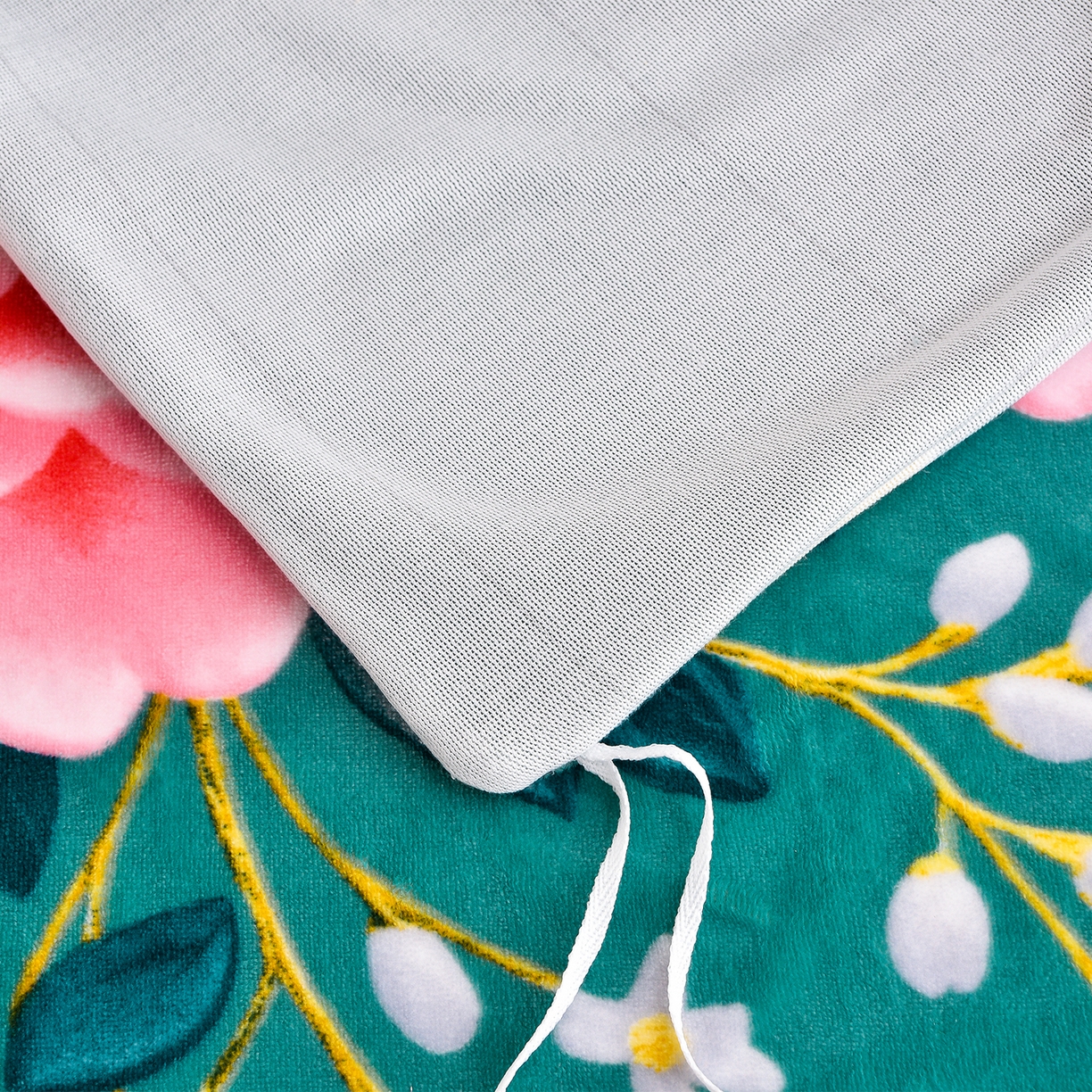 91家纺网 家纺一手货源 找家纺 博兰蒂 2025新款床裙款高克重牛奶绒印花单被套 花开富贵