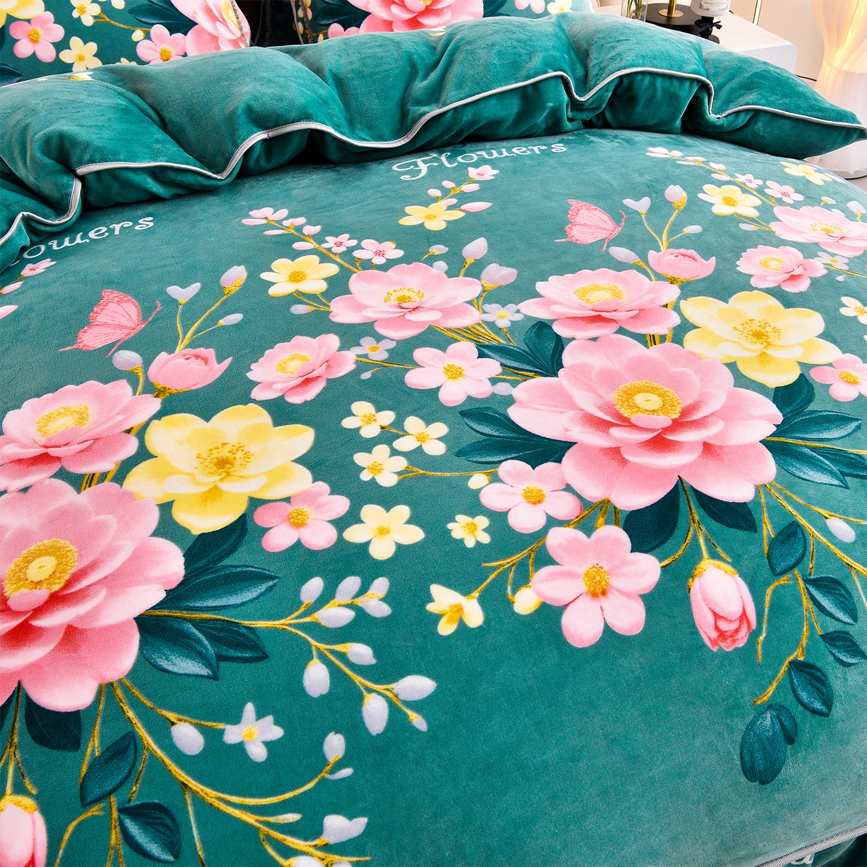 91家纺网 家纺一手货源 找家纺 博兰蒂 2025新款床裙款高克重牛奶绒印花单被套 花开富贵