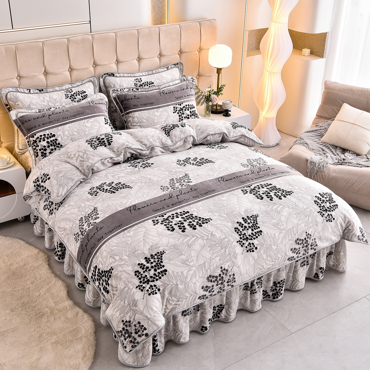 91家纺网 家纺一手货源 找家纺 博兰蒂 2025新款床裙款高克重牛奶绒印花单被套 叶语