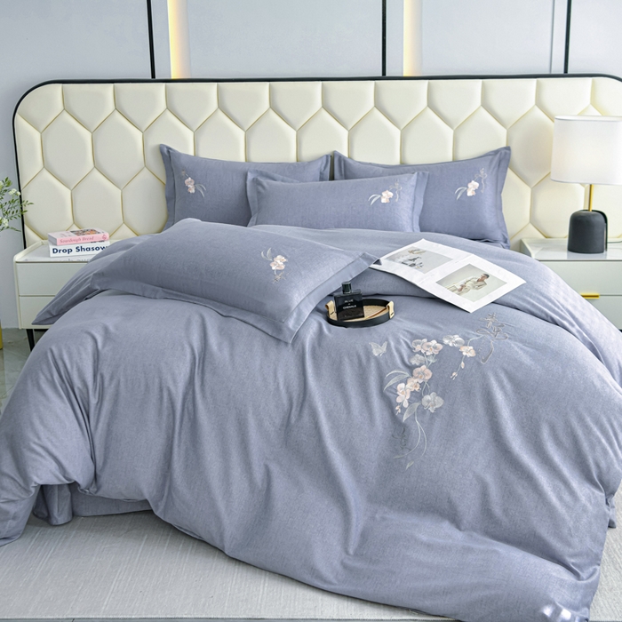 91家纺网 家纺一手货源 找家纺 U品汇 2025新品长绒棉加厚全棉纯棉磨毛刺绣花四件套生态磨毛套件 扶摇-罗马灰