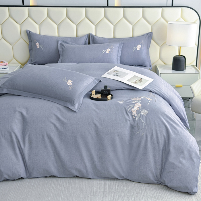 91家纺网 家纺一手货源 找家纺 U品汇 2025新品长绒棉加厚全棉纯棉磨毛刺绣花四件套生态磨毛套件 扶摇-罗马灰