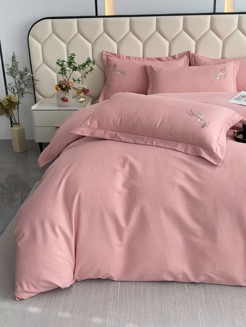 91家纺网 家纺一手货源 找家纺 U品汇 2025新品长绒棉加厚全棉纯棉磨毛刺绣花四件套生态磨毛套件 扶摇-糖粉