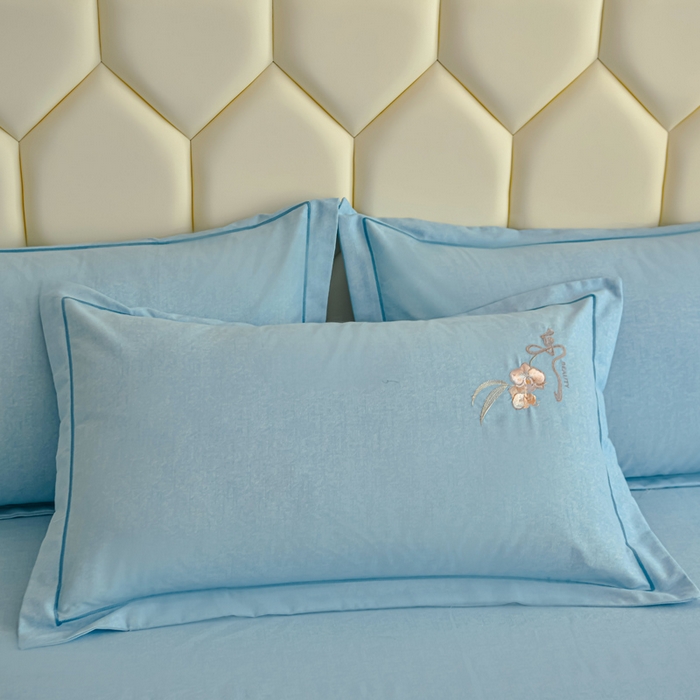 91家纺网 家纺一手货源 找家纺 U品汇 2025新品长绒棉加厚全棉纯棉磨毛刺绣花四件套生态磨毛套件 扶摇-星空蓝