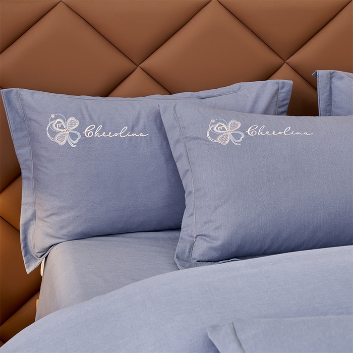 91家纺网 家纺一手货源 找家纺 U品汇 2025新品长绒棉加厚全棉纯棉磨毛刺绣花四件套生态磨毛套件 花季奇缘-宾利灰