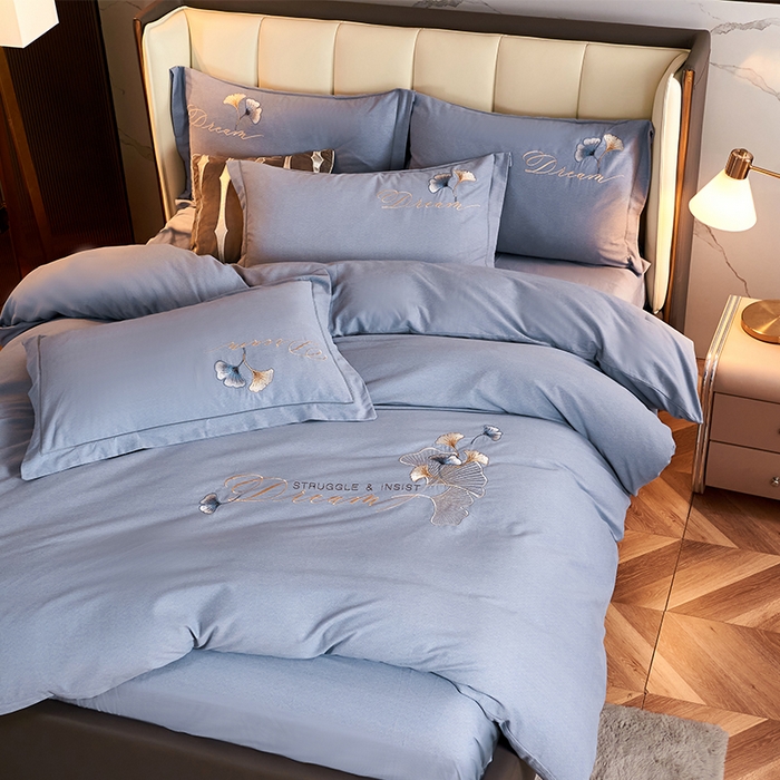 91家纺网 家纺一手货源 找家纺 U品汇 2025新品长绒棉加厚全棉纯棉磨毛刺绣花四件套生态磨毛套件 私情叶语-宾利兰