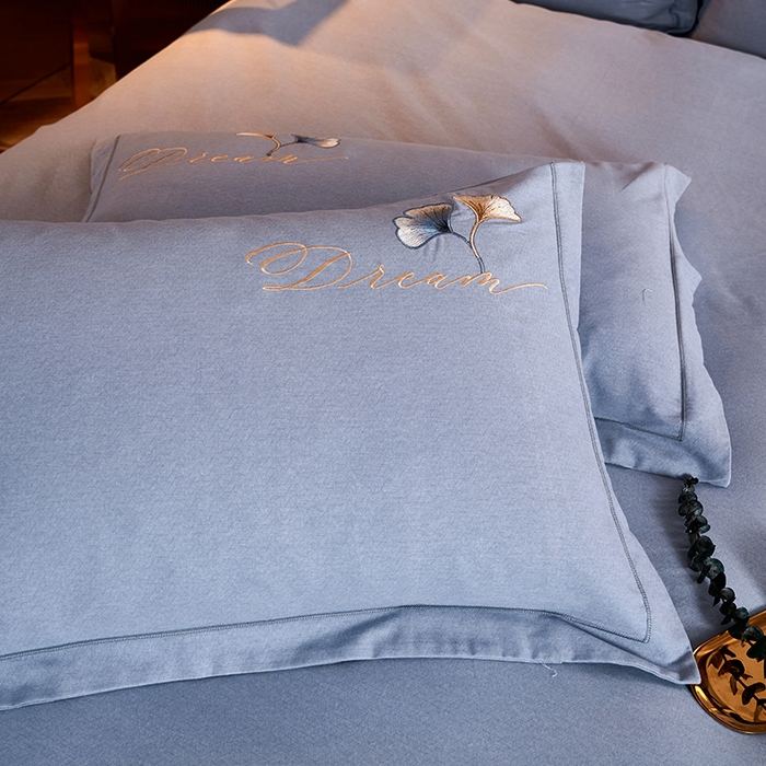 91家纺网 家纺一手货源 找家纺 U品汇 2025新品长绒棉加厚全棉纯棉磨毛刺绣花四件套生态磨毛套件 私情叶语-宾利兰