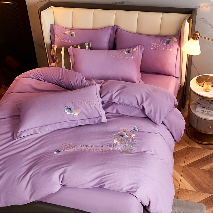 91家纺网 家纺一手货源 找家纺 U品汇 2025新品长绒棉加厚全棉纯棉磨毛刺绣花四件套生态磨毛套件 私情叶语-星空紫