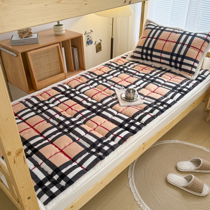 迪梦思家纺 2025新款A类牛奶绒无印风格子床褥床护垫学生床垫--学生床图 平铺款-英伦格