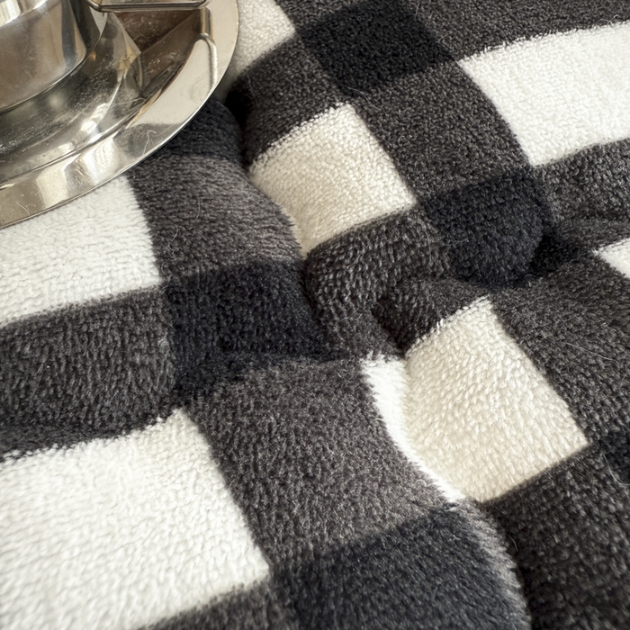 91家纺网 家纺一手货源 找家纺 迪梦思家纺 2025新款A类牛奶绒无印风格子床褥床护垫学生床垫--学生床图 平铺款-英伦格