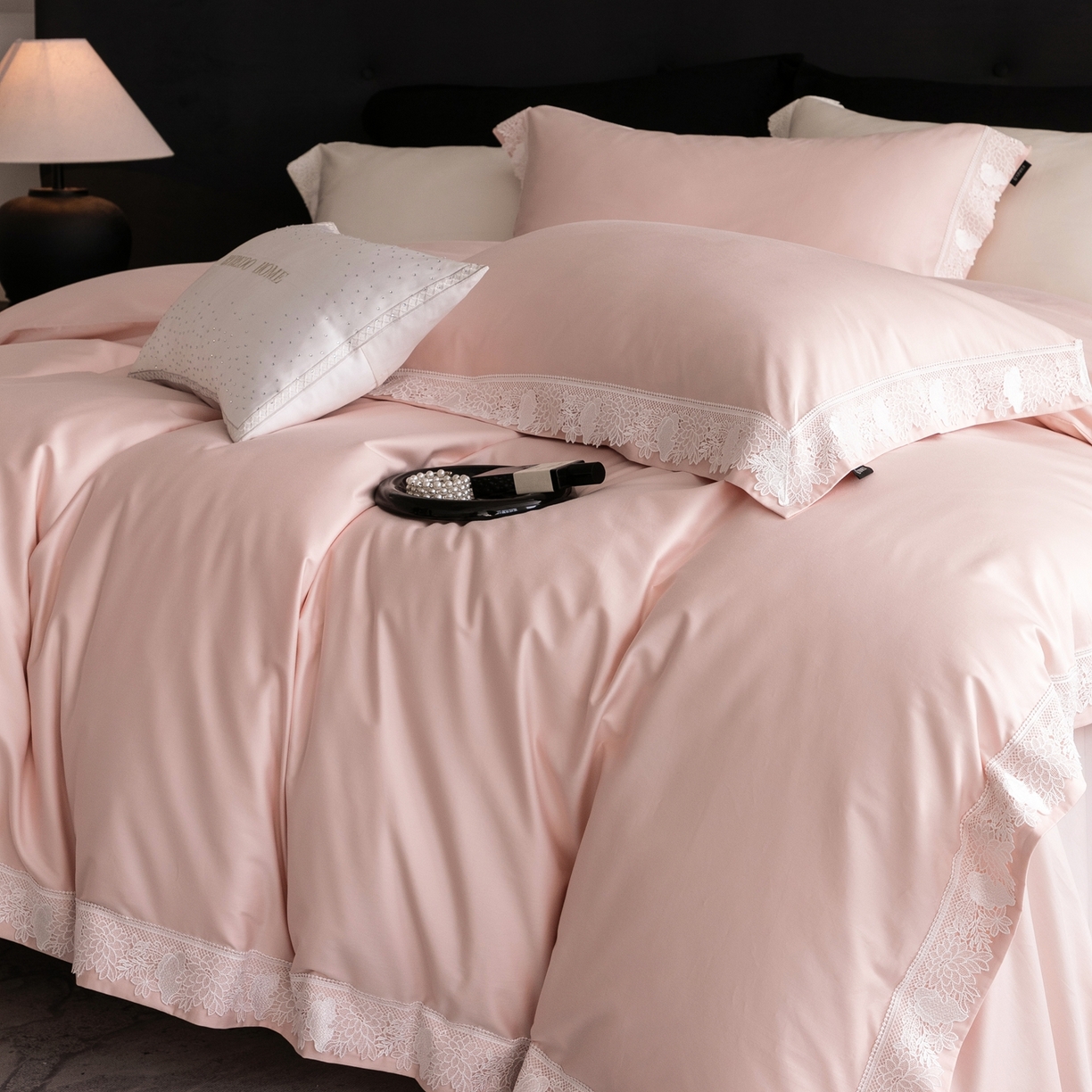 91家纺网 家纺一手货源 找家纺 （总）馨蕊家居2025新款秋冬原创设计师轻奢风100支高定系列四件套-棉米朵