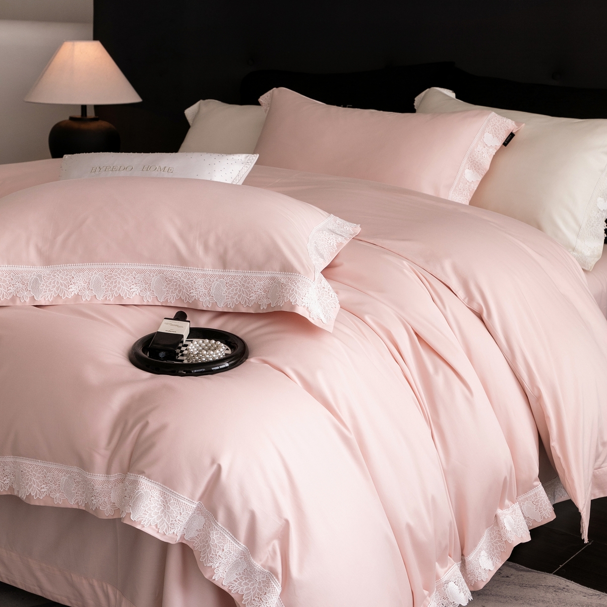 91家纺网 家纺一手货源 找家纺 （总）馨蕊家居2025新款秋冬原创设计师轻奢风100支高定系列四件套-棉米朵