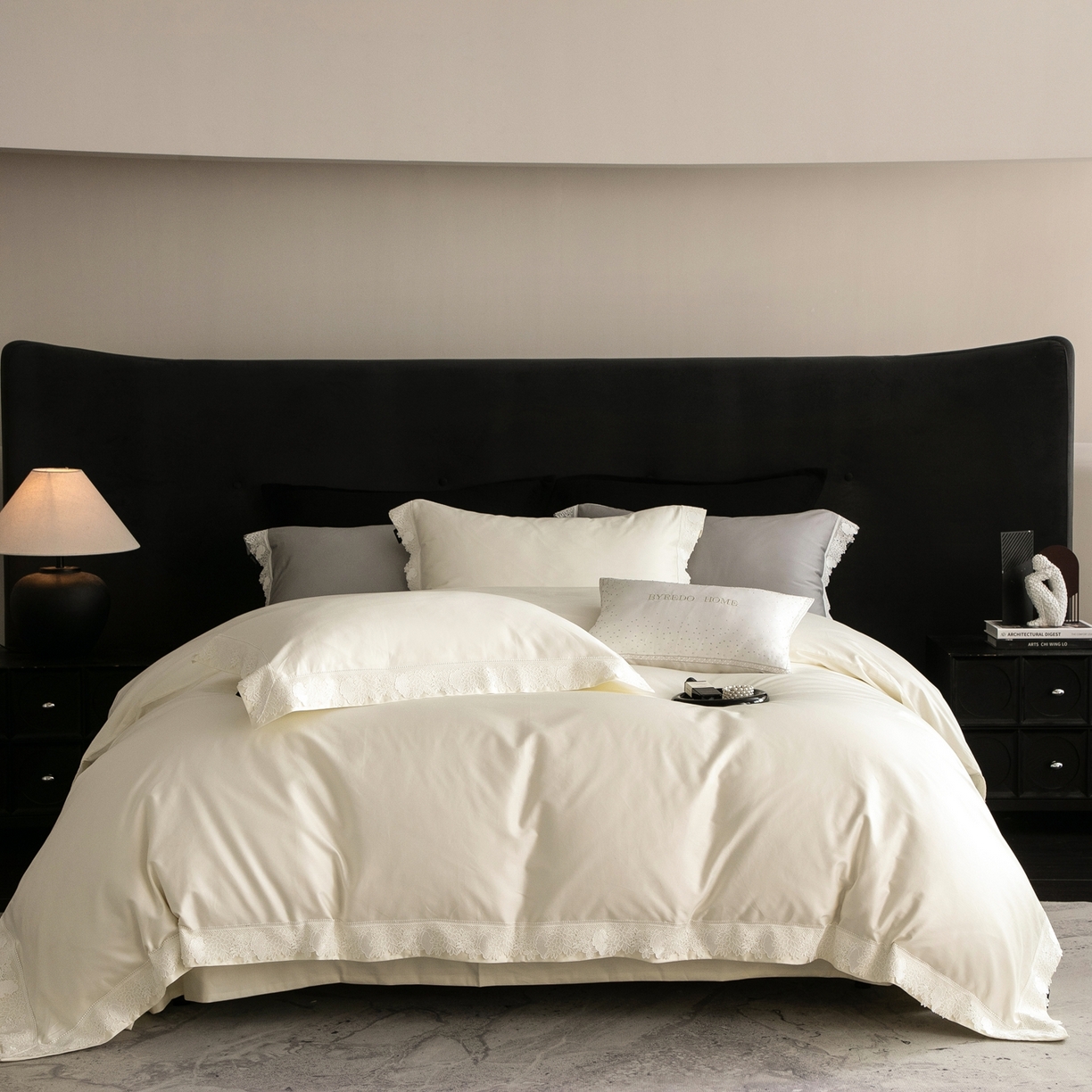 91家纺网 家纺一手货源 找家纺 馨蕊家居2025新款秋冬原创设计师轻奢风100支高定系列四件套-棉米朵 棉米朵-月光白