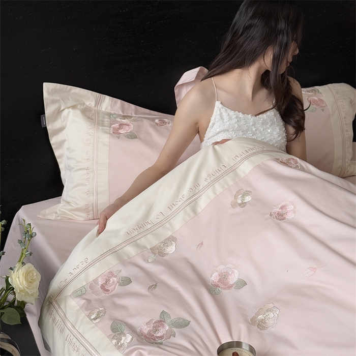 91家纺网 家纺一手货源 找家纺 MIU缪家居 2025新款100支全棉四件套-沁山茶 沁山茶-山茶粉