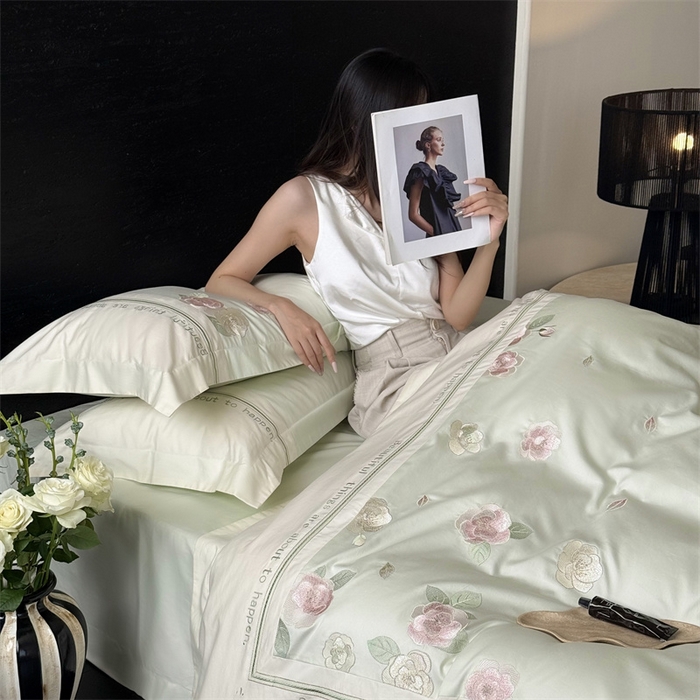 91家纺网 家纺一手货源 找家纺 MIU缪家居 2025新款100支全棉四件套-沁山茶 沁山茶-半夏绿