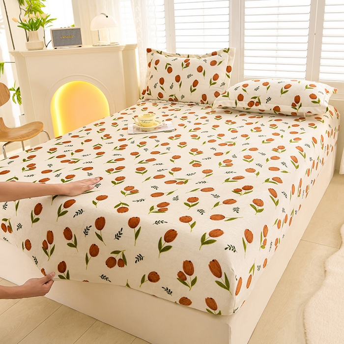 91家纺网 家纺一手货源 找家纺 圣楚家纺 2025新款牛奶绒床笠 最美伊人