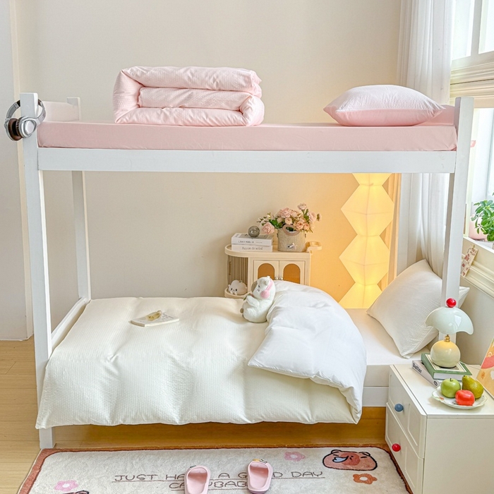 91家纺网 家纺一手货源 找家纺 麒东家纺 2025新款圆豆纱华夫格学生三件套 米白