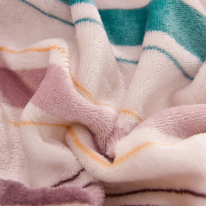 91家纺网 家纺一手货源 找家纺 圣靓家纺 2025新款加厚牛奶绒床笠 匆匆那年