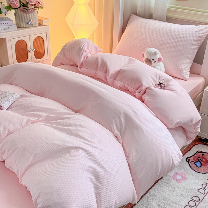 91家纺网 家纺一手货源 找家纺 麒东家纺 2025新款圆豆纱华夫格学生三件套 粉色