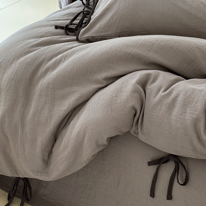 91家纺网 家纺一手货源 找家纺 FORTWO家纺原创设计（FOR TWO家纺） 2025新款双层纱撞色包边蝴蝶结款四件套-海盐 海盐-冰川灰