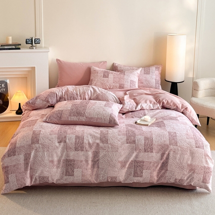 91家纺网 家纺一手货源 找家纺 莱登卡奴 2025新款A类100%全棉磨毛休闲中古系列四件套 伯格-粉