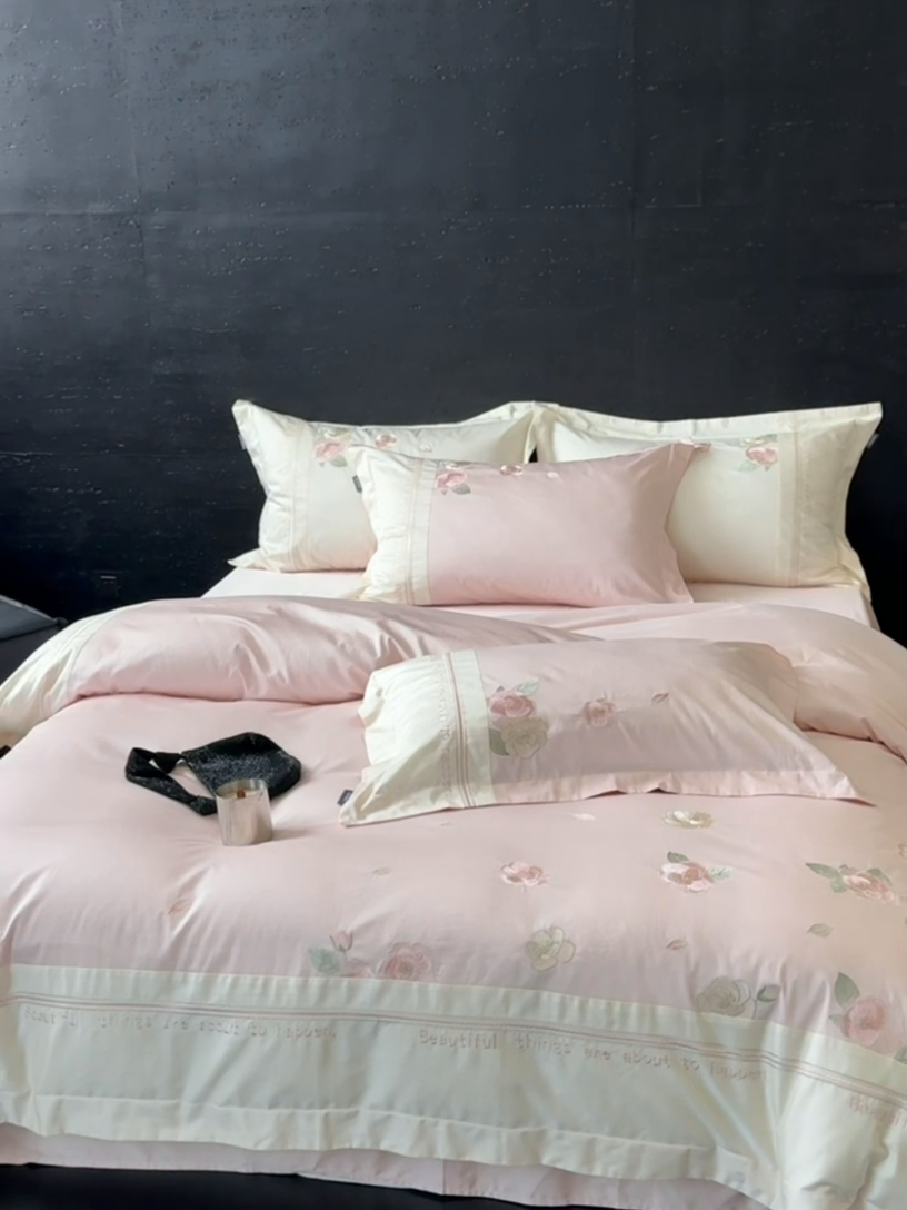 91家纺网 家纺一手货源 找家纺 MIU缪家居 2025新款100支全棉四件套-沁山茶 沁山茶-山茶粉