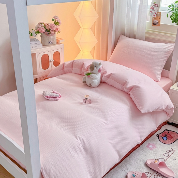 91家纺网 家纺一手货源 找家纺 麒东家纺 2025新款圆豆纱华夫格学生三件套 粉色